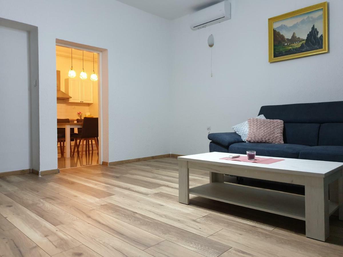 Apartment Kristina Vlašići 外观 照片